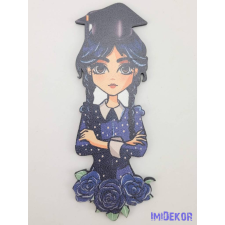  Wednesday fekete rózsás ballagó kalapban táblácska dekorációs kellék