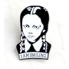  Wednesday kitűző "I Am Smiling"