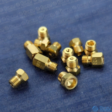 WHIRLPOOL - INDESIT Fúvóka készlet, földgázra (eredeti) INDESIT tűzhely beépíthető gépek kiegészítői